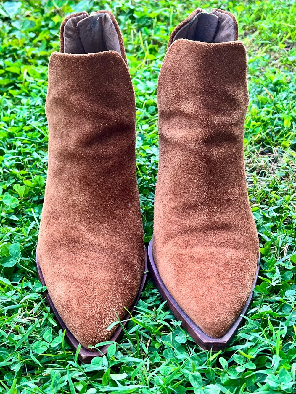 Vince Camuto Booties Suede Leather Boho Western Shooties boots pointed toe 7.5